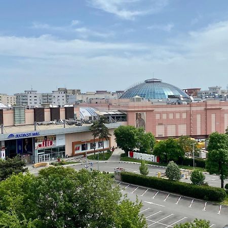 Bucharest Mall Studio Luaran gambar