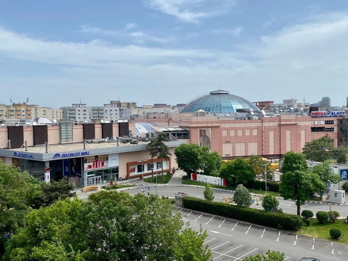 Bucharest Mall Studio Luaran gambar